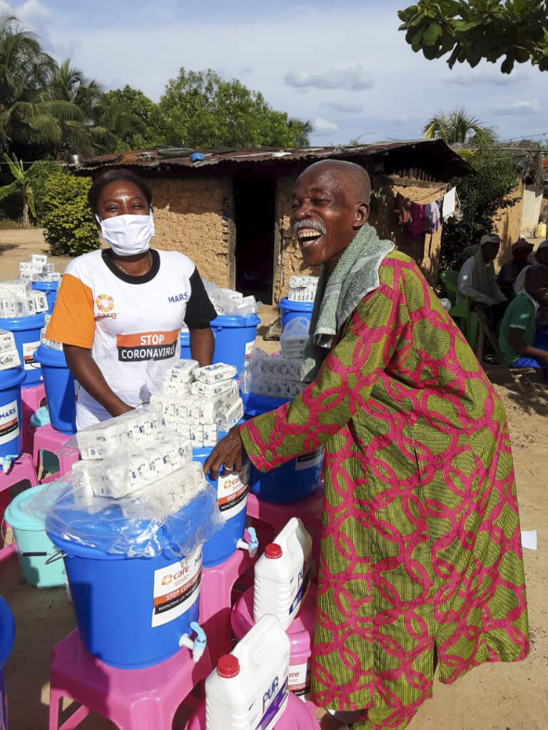  L’ONG humanitaire CARE lutte contre le Covid en Côte d’Ivoire