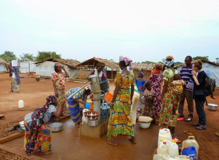L’association CARE soutient l’accès à l’eau potable
