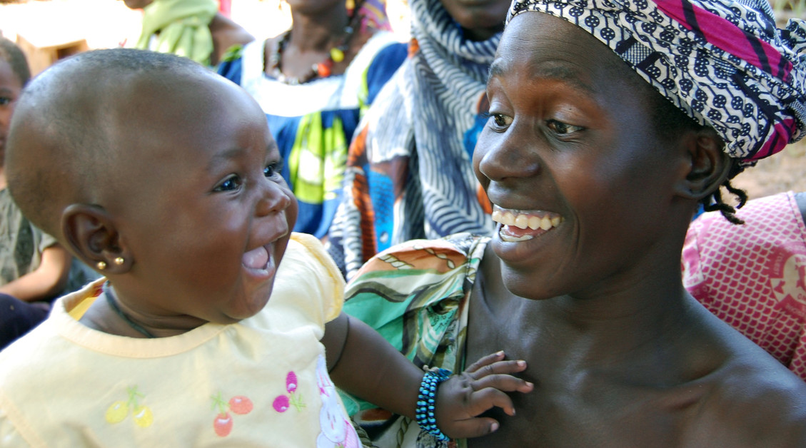 L’association humanitaire CARE soutient les droits des femmes au Mali