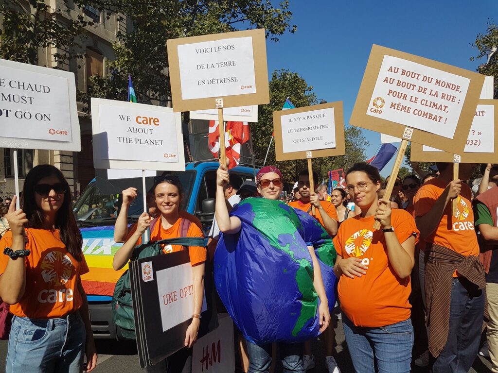 La mission de l’association humanitaire CARE est de lutter contre l’extrême pauvreté dans le monde.