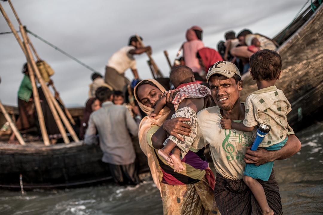 Une famille a fui les persécutions au Myanmar et se réfugie au Bangladesh
