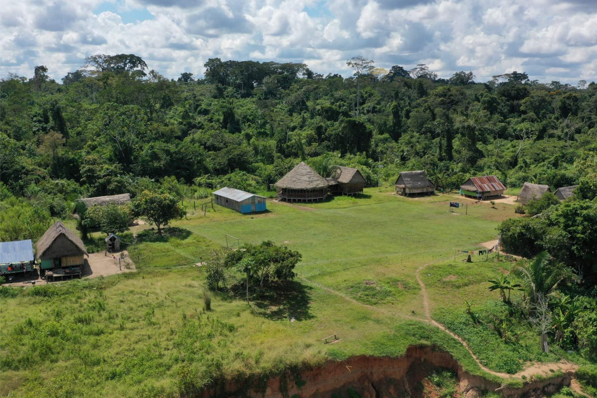 Les savoirs traditionnels des populations autochtones permettent de protéger la nature. Leurs solutions sont mises en place avec le soutien de l'ONG CARE.