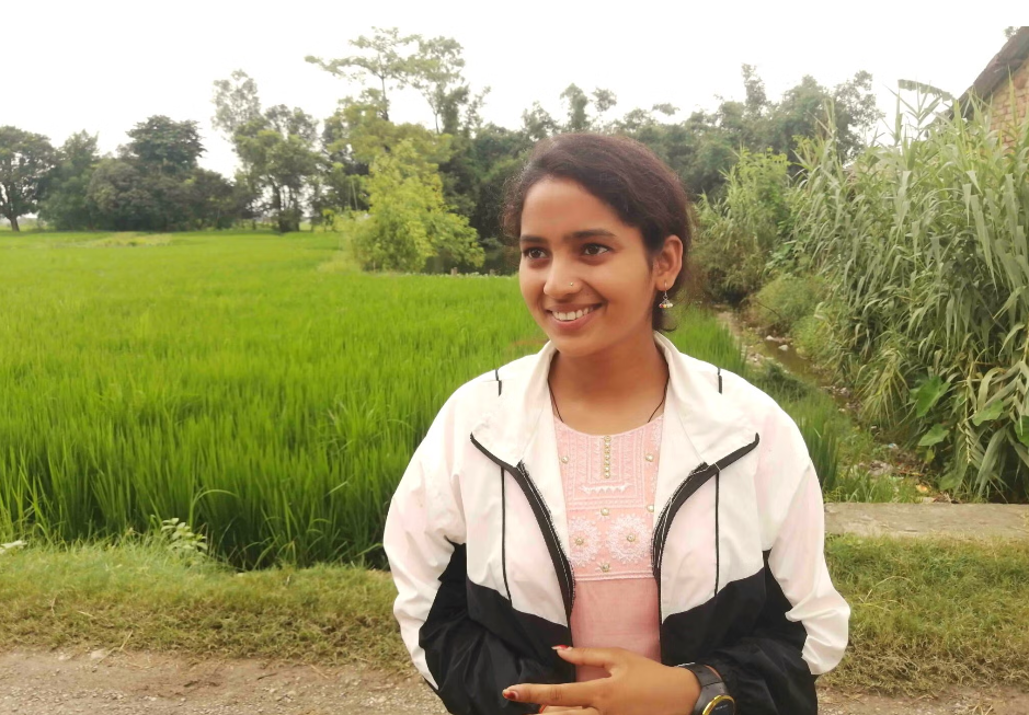 Au Népal, l'ONG CARE lutte contre les mariages forcés via le soutien des forums des droits des filles qui sensibilisent et alertent sur les dangers.