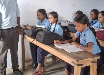 Une école de filles au Népal