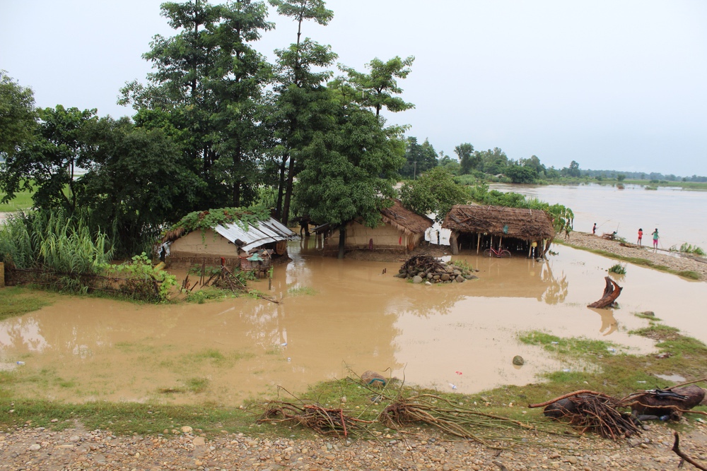 L'association CARE aide les victimes des inondations en Asie