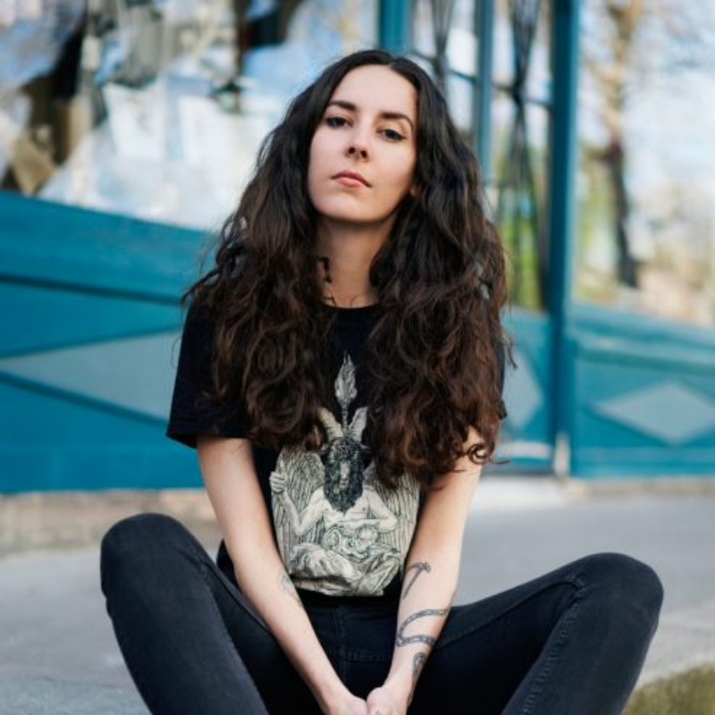 Taous Merakchi (alias Jack Parker) est l'auteure d'un livre autour des menstruations.