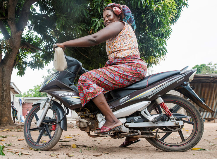 L’ONG CARE lutte contre les préjugés sexistes en Côte d’Ivoire 