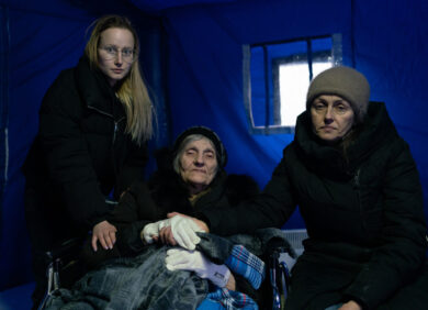 La famille d'Oleksandra a fui les bombardements en Ukraine pour se réfugier en Roumanie