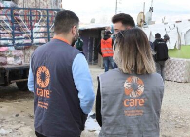 Une équipe CARE au Liban effectue des distributions de radiateurs, matelas et couvertures aux réfugiés syriens