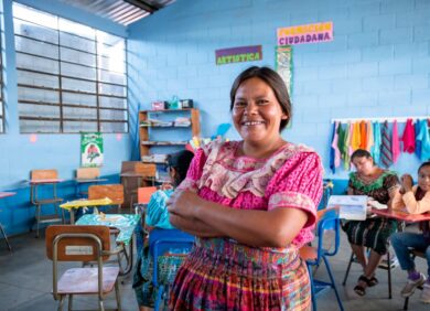 L'association CARE mène des projets d'éducation pour les femmes adultes, comme ici au Guatemala