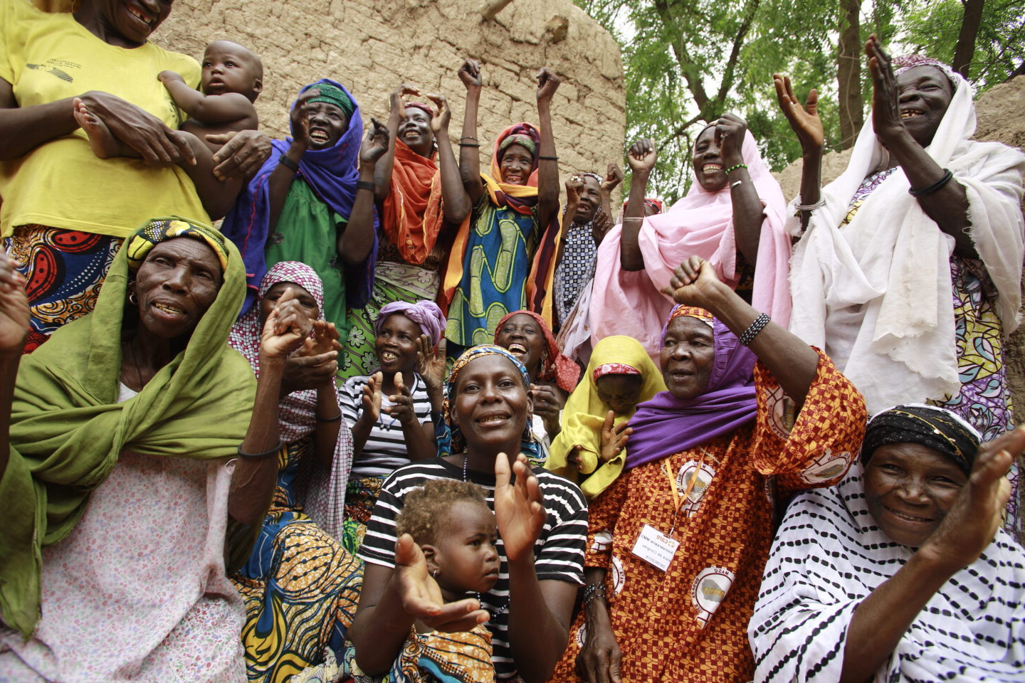 L'association CARE aide les femmes à sortir de la pauvreté dans le monde, comme ici au Niger