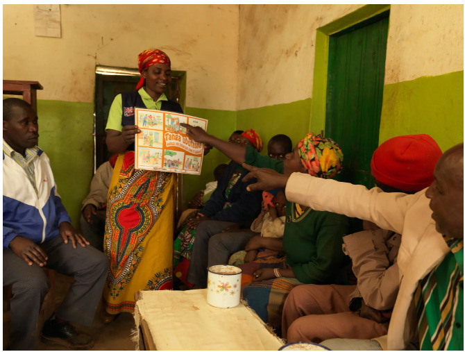 Séance de sensibilisation contre malnutrition : l'ONG CARE lutte contre la faim