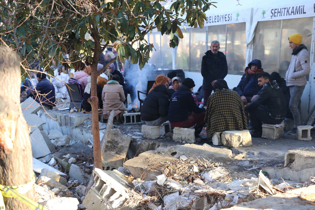 Le tremblement de terre en Turquie fragilise les réfugiens syriens après la guerre