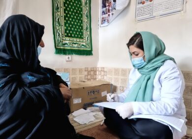 L'ONG CARE soutient l'accès de la population Afghane aux soins.