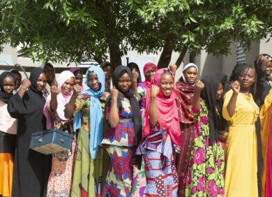 L'ONG CARE soutient les filles et les femmes contre les mariages forcés.