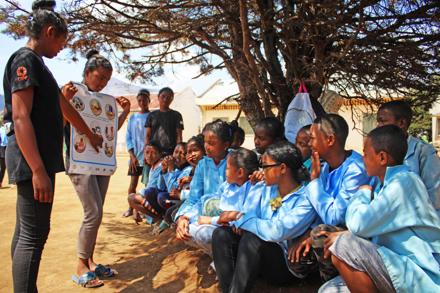 L'ONG CARE lutte contre le tabou des règles à Madagascar.