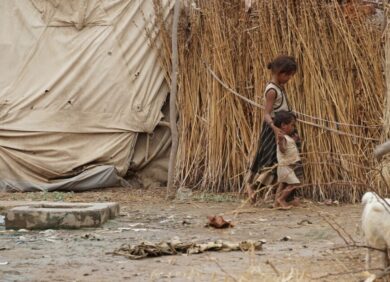 L'ONG CARE apporte une aide humanitaire aux populations du Yémen.