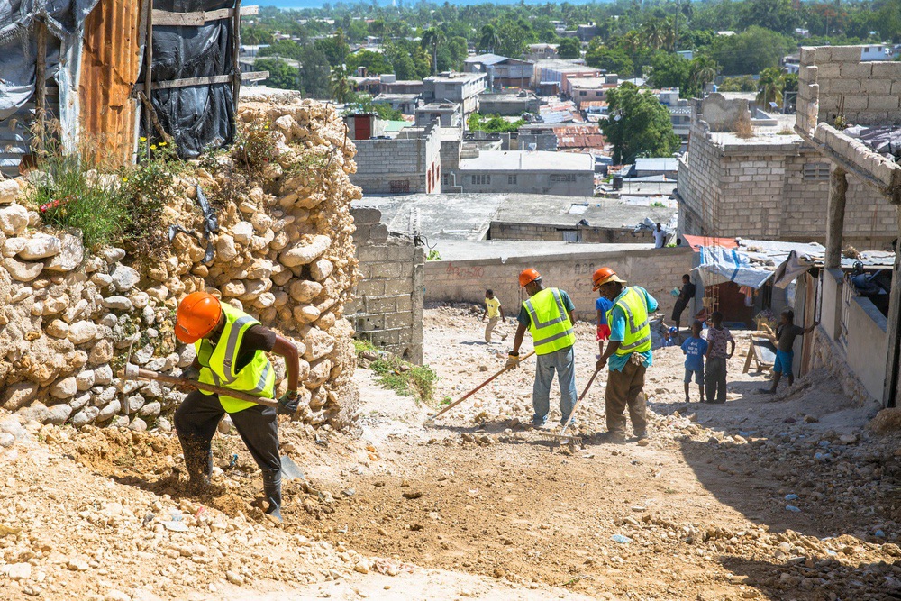 L'association CARE est intervenu en Haïti après le tremblement de terre de 2010.