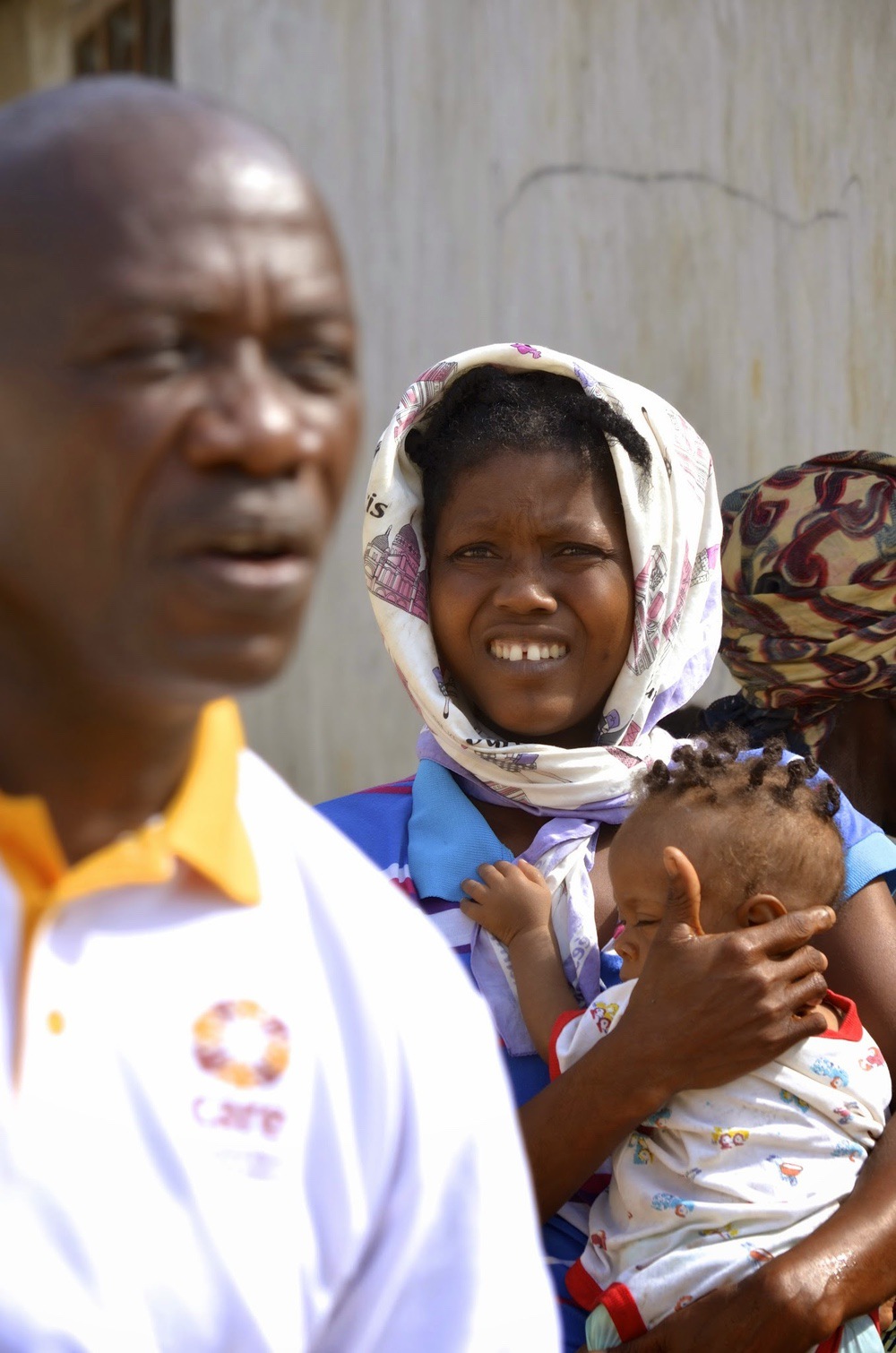 L'association humanitaire CARE vient en aide aux populations affectées par Ebola.