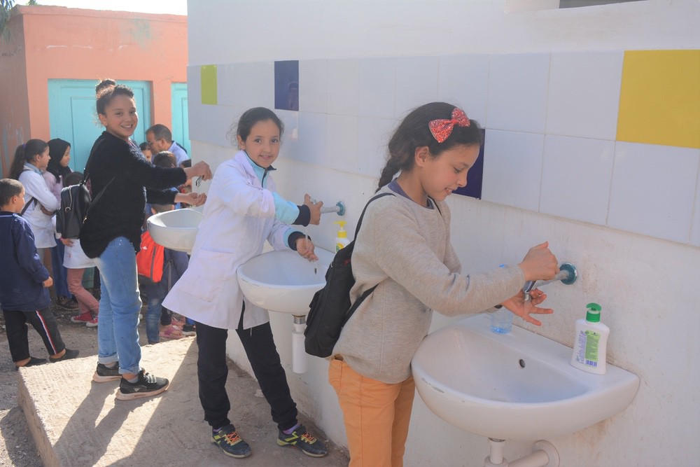 Au Maroc, CARE mène des projets d'accès à l'eau et à l'assainissement dans les écoles.