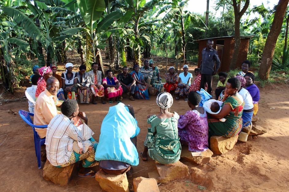 Au Rwanda, CARE mène de projets d'énergie solaire pour lutter contre le changement climatique